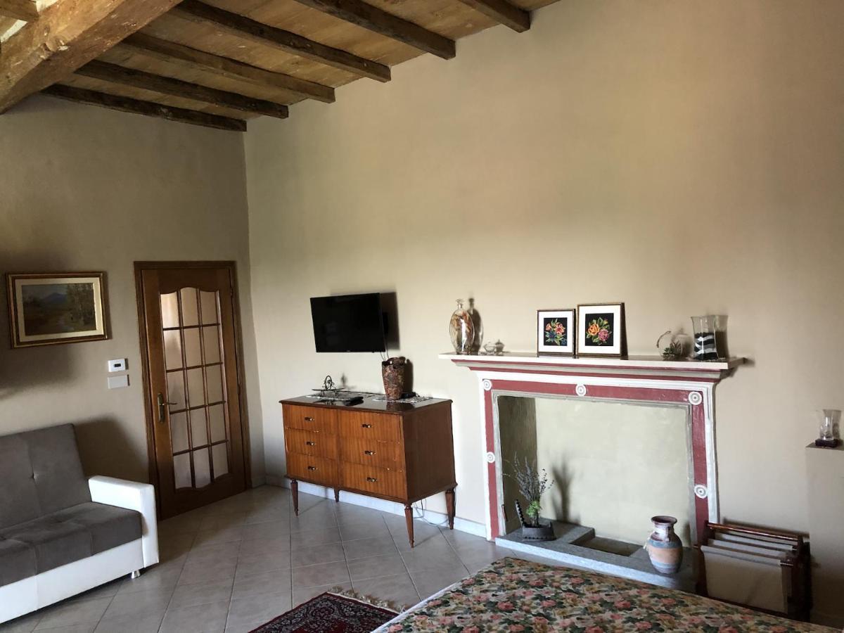 ホテル La Casa Di Pietro Cerrione エクステリア 写真