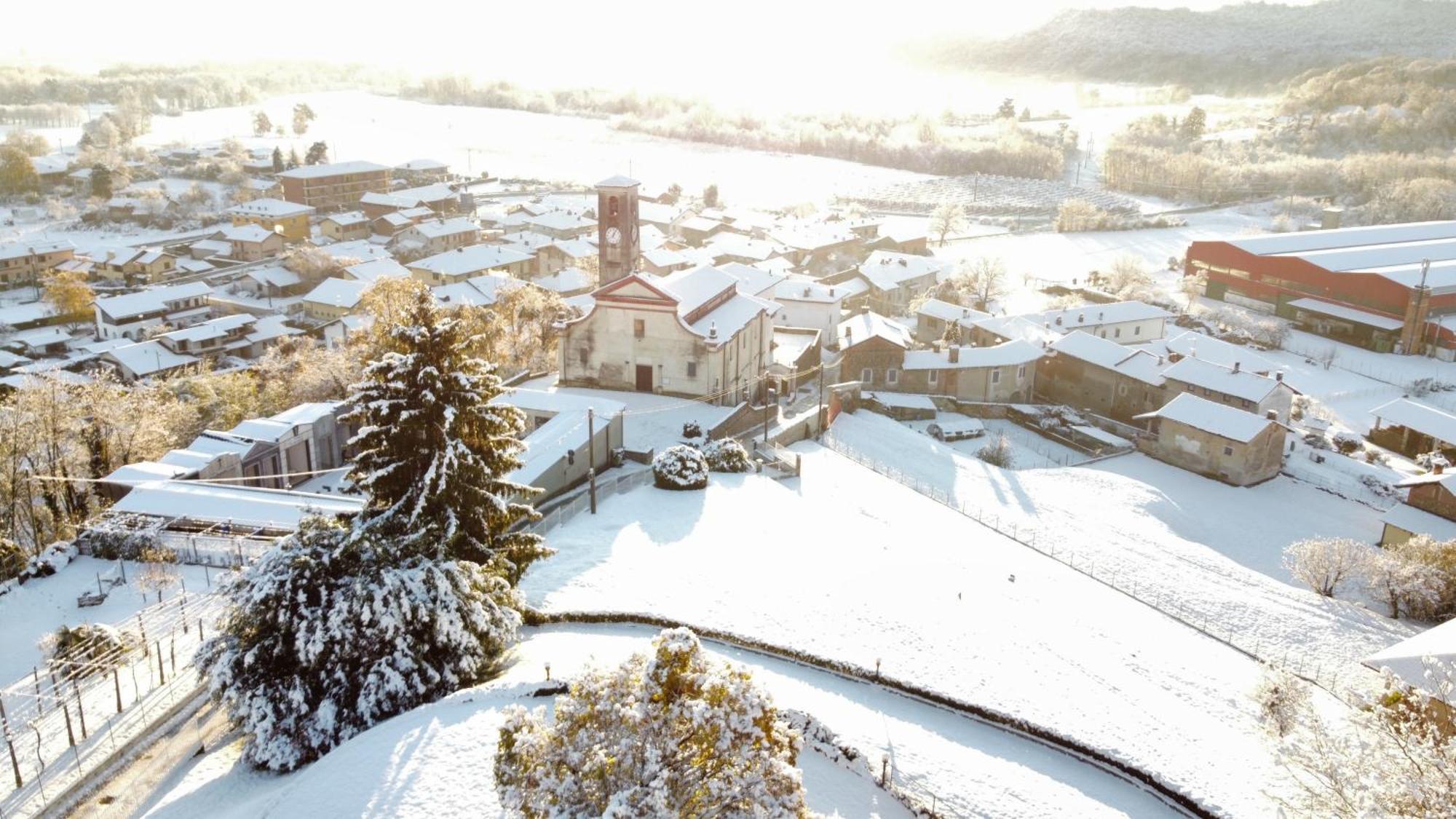 ホテル La Casa Di Pietro Cerrione エクステリア 写真